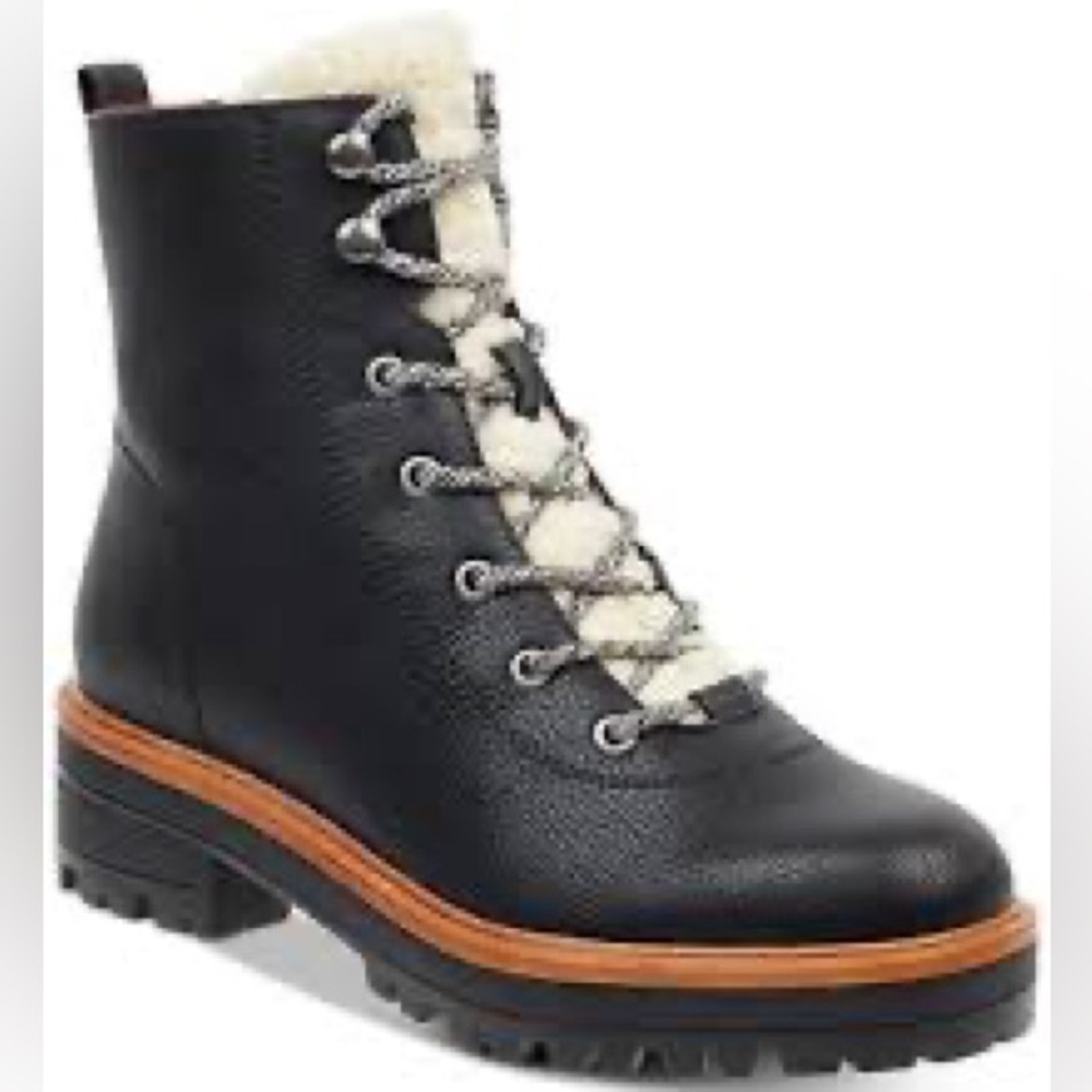 Indigo Rd Izma2 Black and Cream faux fur faux leather hiking or Winter Boots